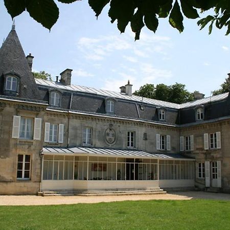 Chateau De Roberville Machemont Exterior photo